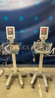 Lot of 2 x Mindray Vital Signs Monitors Datascope Duo - w/ cuffs and SPO2 sensors (Both power up)