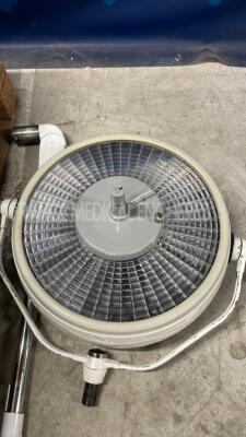 ALM Operating Light Double Dome ECL 951 - untested - declared functional by the seller - 2