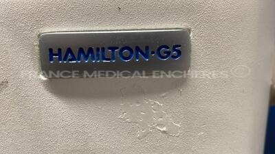 Hamilton G5 ICU Ventilator - YOM 2012 - S/W 02.80g count 47636 hours (Powers up) - 5