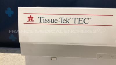 Tissue-Tek Tissue Embedding Console System TEC 5 EM E-2 - consisting of Embedding Module Tec 5 (5230) & Cryo Module TEC 5 (5231) - Screen needs to be repaired (Both power up) - 3