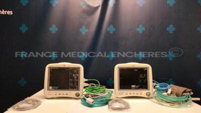 Lot of 2 GE Patient Monitors Dash 4000 - w/ Cuffs - SPO2 sensors - ECG leads (Both power up)
