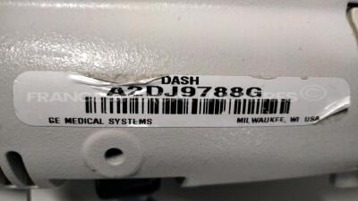 GE Patient Monitor Dash 4000 - w/ Cuffs - SPO2 sensors - ECG leads (Powers up) - 9