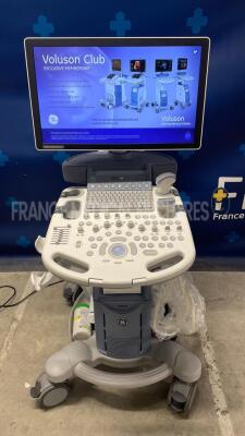 GE Ultrasound Voluson S6 BT 16- YOM 2017 - S/W 16.0.11 - in excellent condition - tested and controlled by GE Healthcare – ready for clinical use - Options - XTD - Advanced SRI - Scan Assistant - Sono NT - IOTA LR2 - Recording Module SW DVR - IEC 62359 E