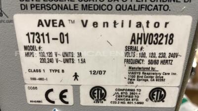 Lot of 2 x Viasys Ventilator Avea - S/W 4.6 - Count 68043H/65725H screen lightness issue w/ 20 Carfusion Disposable Expiratory Filters (Both power up) - 15