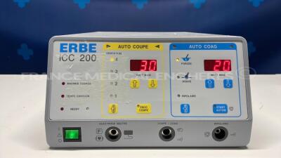 Erbe Surgical Unit ICC 200 (Powers up)