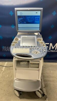 GE Ultrasound Voluson E8 - YOM 2010 - S/W 9.0.8 - Options - Advanced 4D - DICOM - Vocal II - Advanced VCI - BT Activation w/ GE Probe RIC5-9-D - YOM 2011 (Powers up)