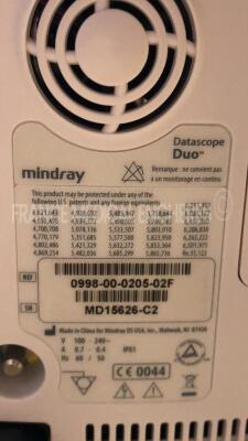 Lot of 2 x Datascope Patient Monitoring Systems DUO - Lot of 1 x Mindtray Vital Signs Monitor VS-800 - YOM 05/2011 (All Power up) - 11