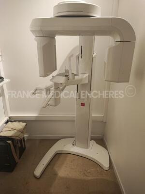 Vatech Panoramic X-Ray 3D PHT 6500 - YOM 2014 - Toshiba X-ray generator X-ray tube 2014 - Declared functional by the seller