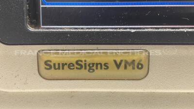 Lot of 2 x Philips Vital Signs Monitors SureSigns VM6 and SureSigns VSV - YOM 2009 and 2006 - S/W A.00.51 and A.01.60 - no power cables (Both power up) - 4