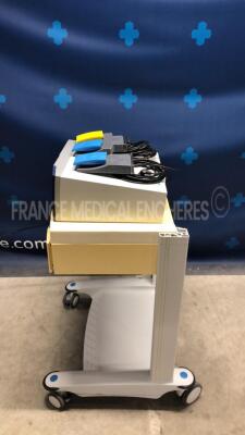 ERBE Electrosurgical Unit VIO 300 D with trolley - S/w 2.1.4 - w/ 1 x ERBE footswitch IPX8 20188-300 - w/ 1 x ERBE footswitch IPX8 20189-302 (Powers up) - 3