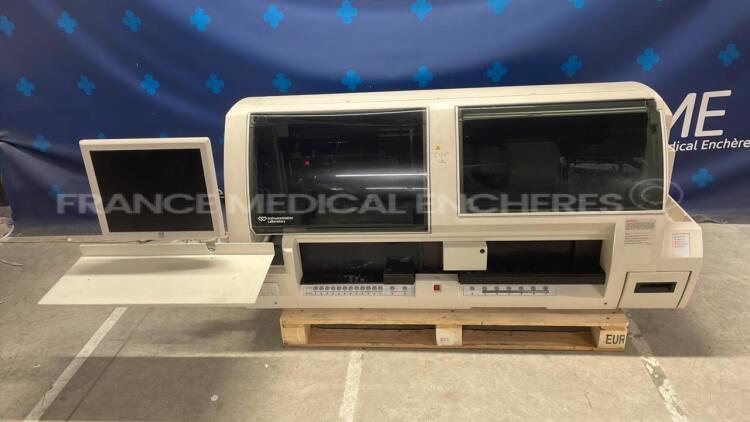 Instrumentation Laboratory Coagulation Analyzer ACL TOP CTS - missing workstation (Powers up)