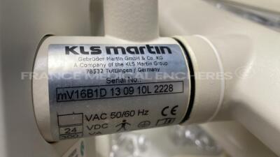 Martin Double Dome Operating Light marLED MV16 and MV10 - YOM 2010 -Functional desinstalled by OEM - 9