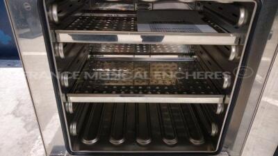 Memmert Laboratory Oven 400 YOM 2009 (Powers up) - 6