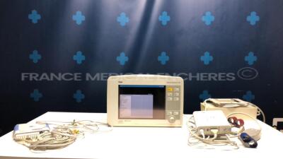 Drager Patient Monitor Infinity Gamma XXL -YOM 2007 - S/W VF6.4-W - w/ Infinity CNAP pod module - YOM 2007 - Multimed 12 module - YOM 2007 - power cable (Powers up)