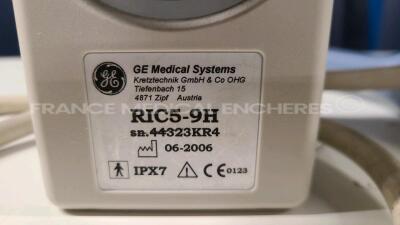 GE Ultrasound Voluson 730 Expert - YOM 04/2006 - S/W 1.3.1.1.0.11 - Options real time - DICOM - vocal 2- SRI 2 - VCI - B-flow - STIC - XTD TD - contrast - w/ RIC5-9H probe YOM 2006 - 4C- A probe YOM 2006 - Sony video graphic printer UP-895MDW (Powers up) - 14