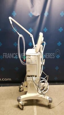 Maquet Ventilator Servo-i - S/W V8.00.01 - w/ count 85588 hours (Powers up) - 3