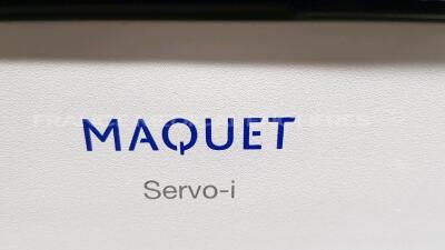 Maquet Ventilator Servo-i - S/W V8.00.01 - w/ count 85588 hours (Powers up) - 5