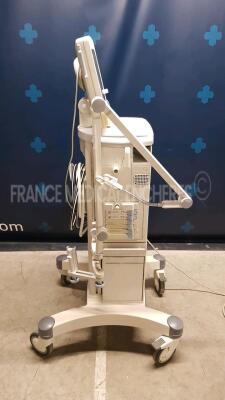 Maquet Ventilator Servo-i - S/W V8.00.01 - w/ count 96273 hours (Powers up) - 2