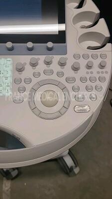GE Healthcare Voluson E8 - YOM 08/2017 - S/W BT17 with upgrade kit BT17 to BT18 - in excellent condition - Tested & controlled by GE Healthcare - Ready for clinical use - Options advanced 4D - HD live silhouette and studio - advanced VCI - IOTA LR2 - SON - 5