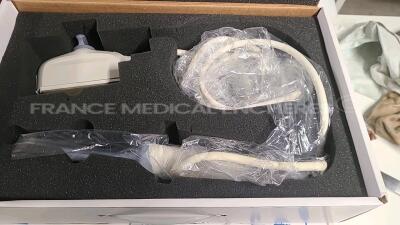 GE Healthcare Voluson E8 - YOM 08/2017 - S/W BT17 with upgrade kit BT17 to BT18 - in excellent condition - Tested & controlled by GE Healthcare - Ready for clinical use - Options advanced 4D - HD live silhouette and studio - advanced VCI - IOTA LR2 - SON - 16