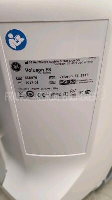 GE Healthcare Voluson E8 - YOM 08/2017 - S/W BT17 with upgrade kit BT17 to BT18 - in excellent condition - Tested & controlled by GE Healthcare - Ready for clinical use - Options advanced 4D - HD live silhouette and studio - advanced VCI - IOTA LR2 - SON - 23