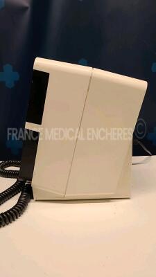 Physio-Control Defibrillator Lifepak 9B - YOM 2000 - italian language (Powers up) - 2