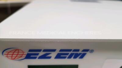Lot of 2 x E-Z-EM Endoscopic Insufflators CO2 Efficient - YOM 2013 (All Power up) - 6