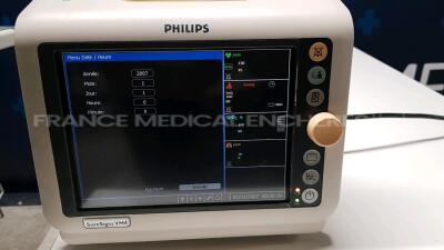 Lot of 2 x Philips Patient Monitors Sure Signs VM4 - YOM 2006 - Lot of 1 x Philips Patient Monitor Intellivue MP30 - YOM 2007 (All power up) - 4