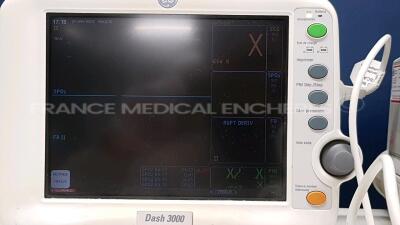 Lot of 2 x GE Patient Monitors Dash 3000 - w/ SPO2 sensors - no power cables (Both power up) - 3