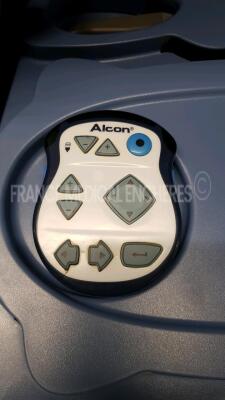 Alcon Phacoelmusifier Infiniti - 03/2011 - S/W 02.06 - w/ footswitch - remote control to be repaired (Powers up) - 6