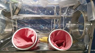 Microflow Sterilization Unit Isolator TPC (Powers up) - 5