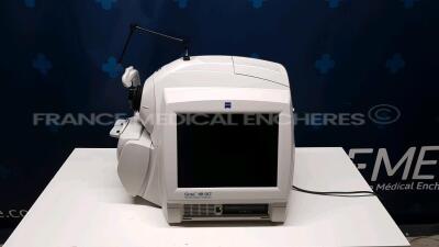 Zeiss OCT Cirrus HD 4000 - YOM 2008 - black screen (Powers up)