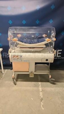 Mediprema Incubator MP5 Isis - YOM 2002 (No power)