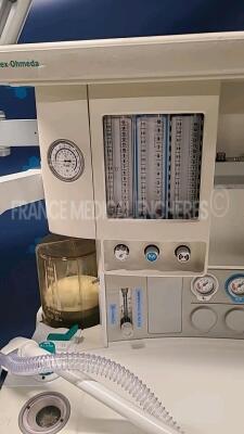 Datex Ohmeda Anesthesia Machine S5/Aespire w/ Smartvent 7900 - S/W 4.7 (Powers up) - 3