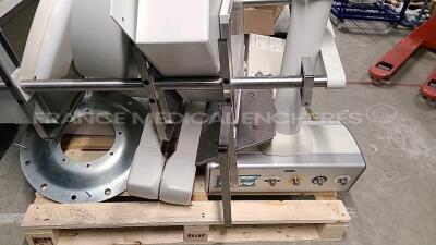 Drager Ceiling Mounted oxygen/gas Power Supply Arm - declared functional by the seller - 3