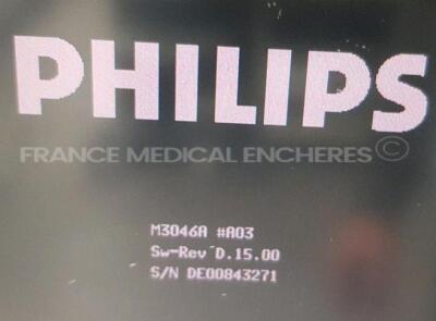 Philips Patient Monitor M3046A - YOM 09/2003 - S/W D.15.00 - w/ Philips Module M3000A (Powers up) - 3