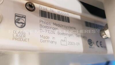 Philips Patient Monitor M3046A - YOM 09/2003 - S/W D.15.00 - w/ Philips Module M3000A (Powers up) - 6