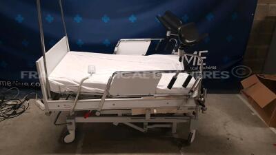 Merivaara Birthing Bed 33910 Optima plus (Powers up) - 3