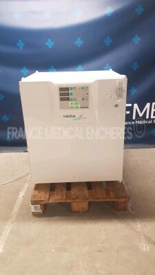 Heraeus/Kendro CO2 Incubator HERAcell 240 - No power - 2