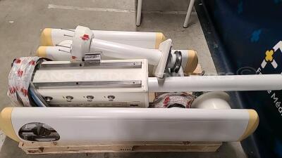 Unknown Made Ceiling Mounted oxygen/gas Power Supply Arm - declared functional by the seller - 2