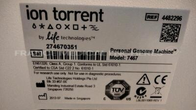 Life Technologies Personal Genome Machine ION Torrent 7467 - YOM 2013 - no power cable (Powers up) - 10