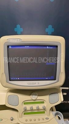 GE Ultrasound Vivid 7 - YOM 01/2007 - S/W 6.1.1 -Options DICOM media - 4D volume - LVO contrast - tissue velocity imaging and tissue tracking - advanced QScan - M3S and M4S support and true speed - Qanalysis - blood flow imaging - echoPAC - echostress - e - 5