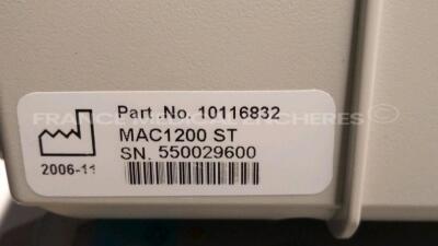 Lot of 1 x GE ECG MAC 1200 - S/W V6.2 and 2 x MAC 1200 ST - S/W V6.11 - YOM 11/2006 (All power up) - 11