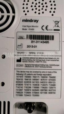 Lot of 2 x Mindray Vital Signs Monitor VS-800 - YOM 2013/2010 - w/ 2 x SPO2 Sensors (Both power up) - 6
