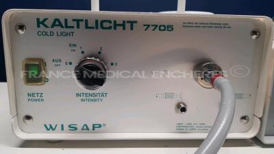 Lot of 1x Wisap Light Source Kaltlicht 7705 and 1x HSW Light Source Endolux (Both power up) - 4