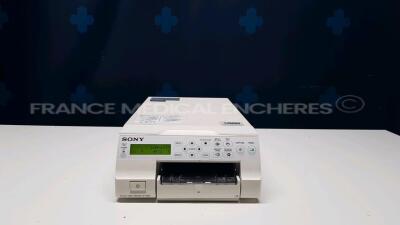 Sony Color Video Printer UP-25MD - YOM 12/2011 (Powers up)