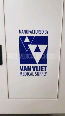 Van Vliet Endoscope Drying Cabinet ETD System (Powers up) - 3