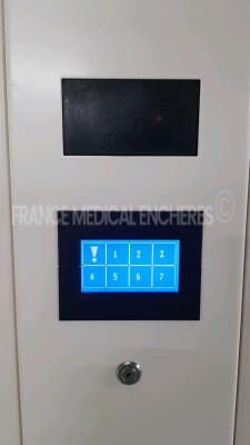 Van Vliet Endoscope Drying Cabinet ETD System (Powers up) - 4