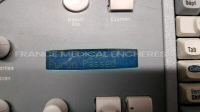 Siemens Ultrasound Acuson Sequoia 512 - YOM 2005 - S/W 4.4 - Boot error (Powers up) - 5