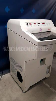 Leica Cryostat CM 1950 (Powers up) - 3